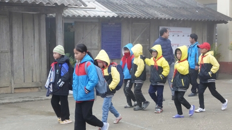 Ngon tô thứ 3 mự 18 căm bườn 02 pì 2025- Chự ún hẳư học sình phổng xùng cuồng pưng mự phạ nào cưm hại hức