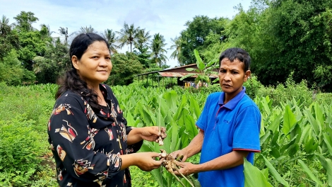 Phụ nữ Khmer Trà Vinh khởi nghiệp – sáng tạo từ nông sản quê hương