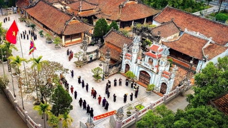 VÊÊL TY HÙNG LÔ: ĐHỊ ZƯ ĐƠC C’LEH ĐHR’NIÊNG BH’RỢ LANG AHAY P’TÊÊT LÂNG ĐHR’NIÊNG BHUÔIH HÙNG VƯƠNG