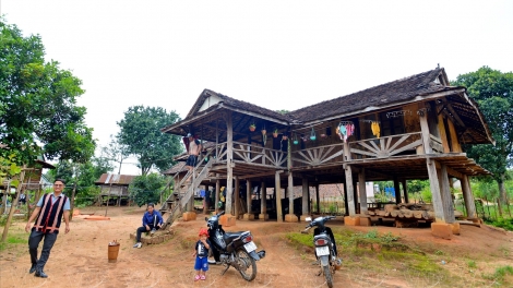 Mơno pâ pơlê xiâm