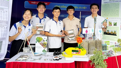 បំផុសស្មារតីផ្តើមអាជីព