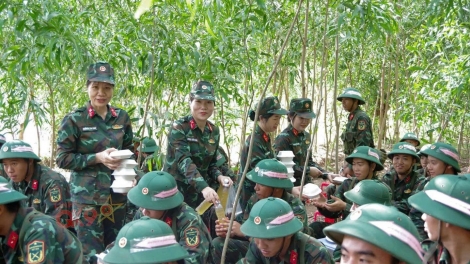 Chiến sĩ miền Tây