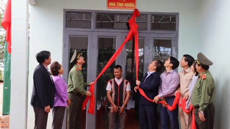 Gia Lai hơtŏk tenh tơdrong jang sut lê̆ hnam pơgia, hnam hyah hyok