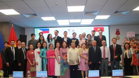 Việt Nam – Philippines thăm pro krá tơniăn tơrŭm hên kơvâ cheăng