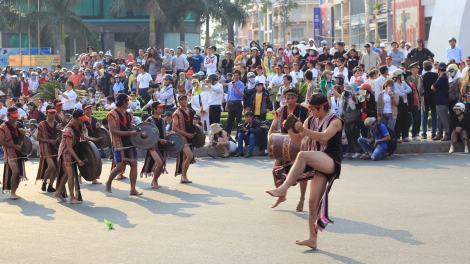 Um ai tơdrong hơrih