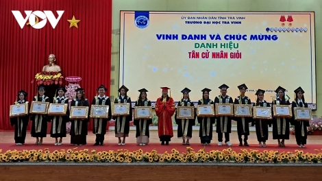 ពត៌មាន​ម៉ោង១៥