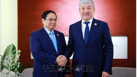 Pôa Phạm Minh Chính, Ngế pro xiâm hnê ngăn Chin phuh trâm mâ Ngế pro xiâm Kyrgyzstan