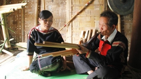 Jờng cau ùr tam tờm đềs rồi brài