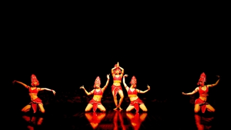 PR'MÚA: APSARA