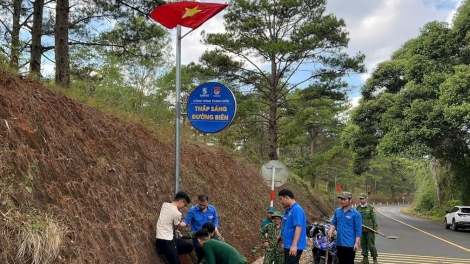 Phung mda asei mnuih Mnông djă pioh knhuah gru, kuč mngač yan mnga mrâo