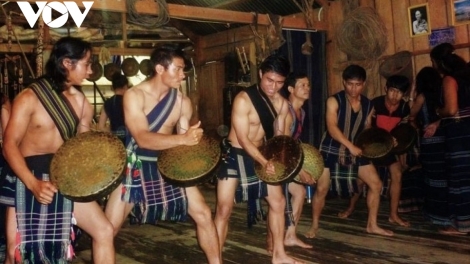 Jơnau đơs pơn đik kòn cau K' Ho