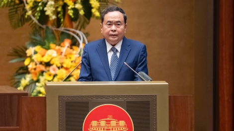 Tĕ khà cau ala mat Quôk hội khoă XVI lơh geh cồng nha niam bơnĕ, đơs nền bơta pràn làng bol lơh tờm jơh gùt làng bol