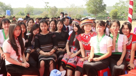 Quảng Ngãi tơngguh mhar lơh hìu bơsram ală kâp tiah nhàr lơgar 