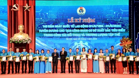Chủ tịch Quốc hội Trần Thanh Mẫn râng rơh kahgĭt 140 năm Nar pah kan lam ntur neh.
