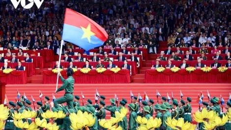 Chào anh giải phóng quân, chào mùa Xuân đại thắng 