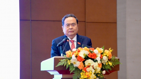 ពត៌មាន ម៉ោង​ ៦