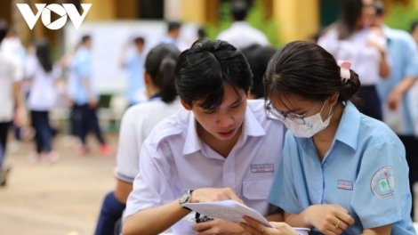 LÂH 1,2 ỨC THÍ SINH ZƯỚC PÂH THI TỐT NGHIỆP THPT C’MOO 2026