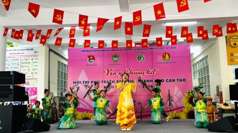 ពិធីប្រឡង "តារាដឹកនាំកងពូកែ" - ជាកន្លែងប្អូនៗកុមារបង្ហាញទេពកោសល្យ