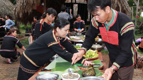 Daklak: Ano\ phara amăng Hrơi ngui ngor tơnă hơbai c\ơkă thun phrâo ­