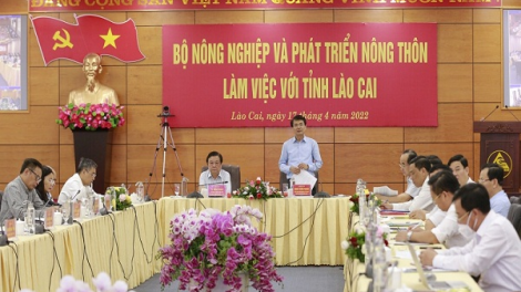 Ngon tô thứ 3 mự 26 căm bườn 4 pì 2022 -  Bộ trưởng Lê Minh Hoan pọm cắp Lao Cài chà van luông dệt nồng nghiệp