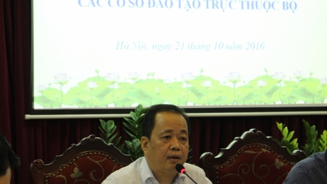 Vinh danh HSSV, vận động viên dân tộc thiểu số tại Hà Nội