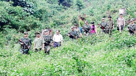 Quân dân phối hợp bảo vệ an ninh biên giới ở huyện mới Ia H’Đrai