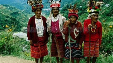Người Ifugao, những kẻ săn đầu người, làm du lịch