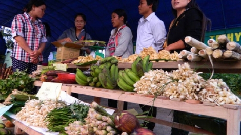 Phiên chợ 5.000 ở huyện Tây Giang