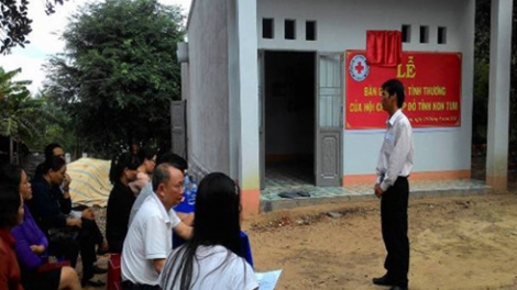 26 hộ dân tộc thiểu số nghèo ở Kon Tum có nhà mới đón Tết