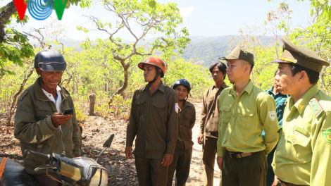 Người Raglai lập tổ cộng đồng bảo vệ rừng