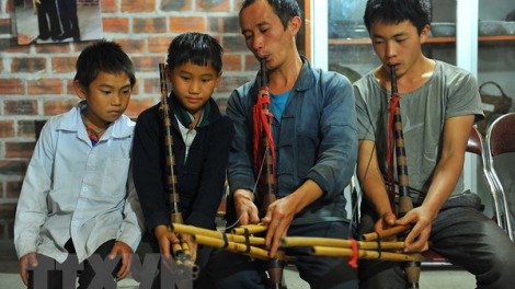 Khèn, nhạc cụ đưa đường của người Mông