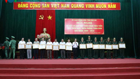 Gia Lai: 46 tập thể, cá nhân tiêu biểu bảo vệ biên giới nhận bằng khen