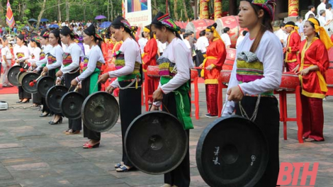 Bộ VHTT&DL tạm dừng tổ chức Ngày hội văn hóa dân tộc Mường lần II