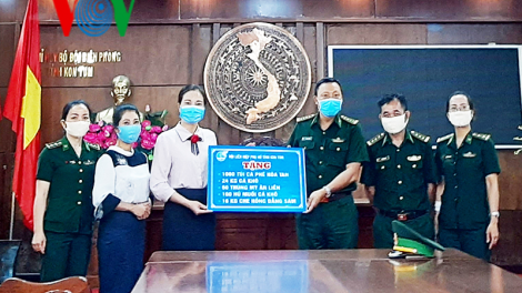 Phụ nữ Kon Tum chung tay phòng chống dịch Covid-19