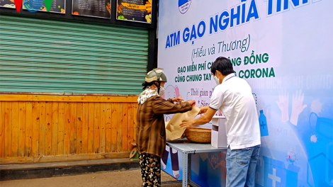 Đắk Lắk: Chính thức vận hành máy ATM phát gạo miễn phí cho người dân