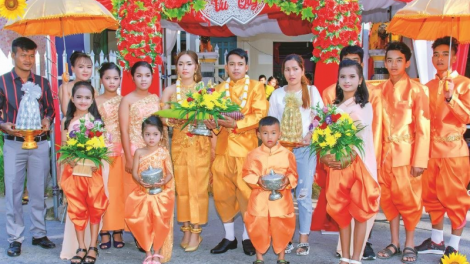 Phật giáo đậm nét trong đám cưới Khmer
