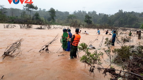 Thừa Thiên Huế: Nguy cơ mất an toàn người đi rừng trong mùa mưa bão