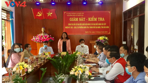 Phó Chủ tịch nước Võ Thị Ánh Xuân giám sát, kiểm tra công tác bầu cử tại thành phố Gia Nghĩa.