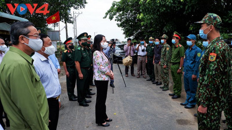 Phó Chủ tịch nước Võ Thị Ánh Xuân thăm, động viên lực lượng phòng, chống dịch trên tuyến biên giới An Giang