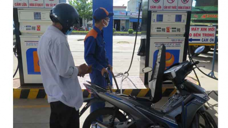 Kon Tum: Tăng cường quản lý thị trường đảm bảo nguồn cung xăng, dầu cho người tiêu dùng