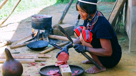 A lọ lâng pr’họm la liêm cóh n’đoóh a doóh.