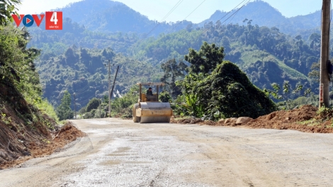  Quảng Nam đẩy nhanh tiến độ công trình giao thông miền núi