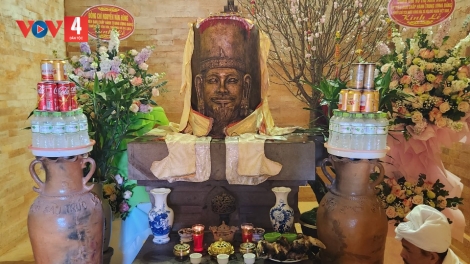 Độc đáo lễ hội Katê của đồng bào Chăm tái hiện tại làng văn hóa
