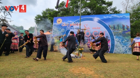 Vui lễ hội Say Sán với người Mông ở Si Ma Cai