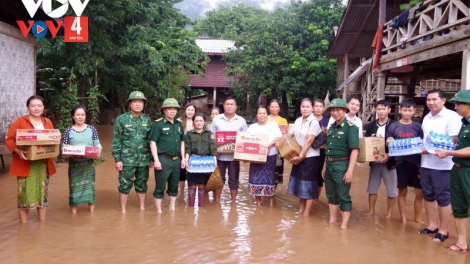 Biên phòng Hà Tĩnh hỗ trợ tỉnh Bolykhamxay (Lào) khắc phục sạt lở