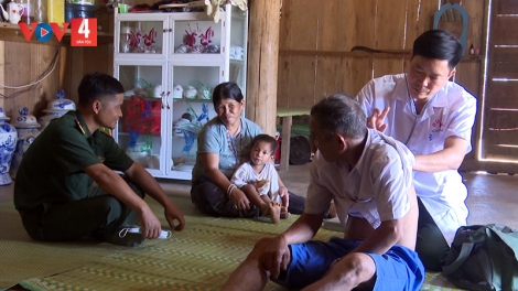 Chăm lo sức khỏe người dân biên giới Việt- Lào   
