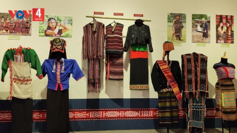Bảo tàng Đắk Lắk : Bức tranh đa sắc màu văn hóa ( P1)