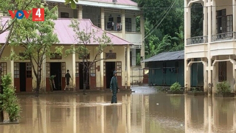 Hơn 200 học sinh ở Sơn La phải nghỉ học vì trường bị ngập