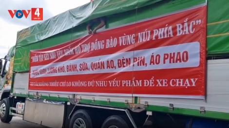 Người dân Đắk Lắk góp nhu yếu phẩm gửi bà con các tỉnh phía Bắc bị ảnh hưởng bão Yagi