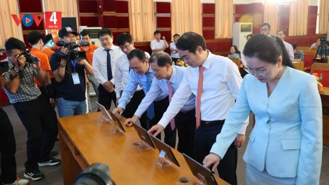 NAM TRUNG BỘ - TÂY NGUYÊN T’BHLÂNG CHUYỂN ĐỔI SỐ 